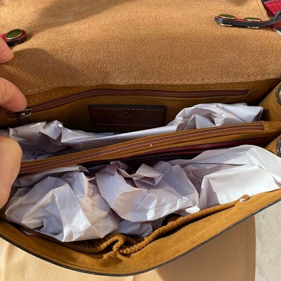 PATRICIA NASH LANZA LEATHER CROSSBODY CLUTCH ETCHED ROSES NWT - Picture 14 of 14